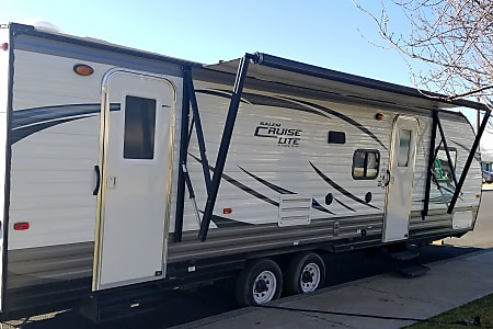 Rv Rental Yakima Rvs Camper Vans Motorhomes Go Rv Rentals
