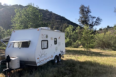 Travel trailer