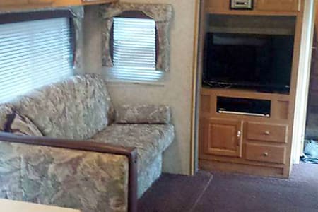 Travel trailer