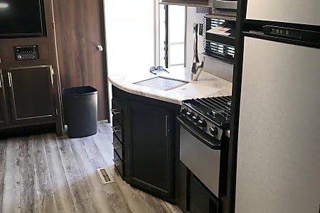 Travel trailer