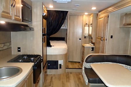 2016 Mercedes Benz 313 Sprinter Lwb Motorhome