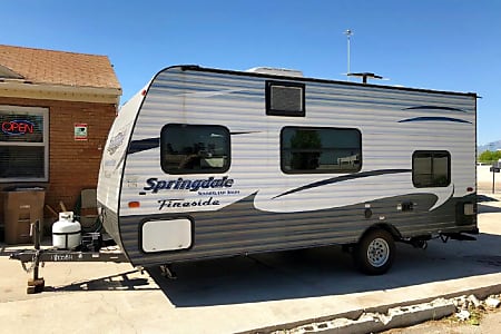 Travel trailer