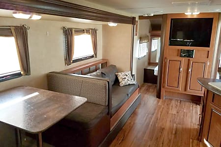 Rv Rental Yakima Rvs Camper Vans Motorhomes Go Rv Rentals