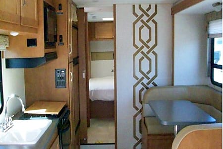 2016 Itasca Spirit Motor Home Class C Rental In Raleigh Nc