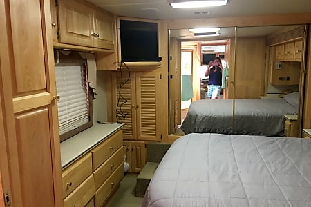 2002 Monaco Windsor Motor Home Class A Rental In Panama City Beach
