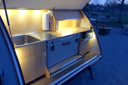 Travel trailer