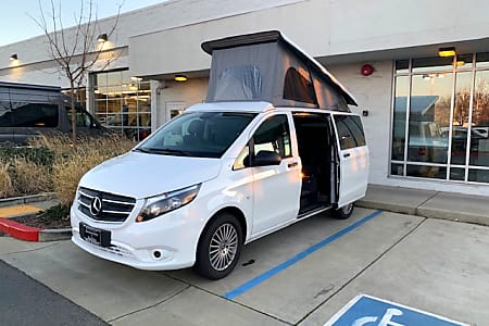 Mercedes Benz Newport Beach >> Luna Mercedes Benz Metris Weekender Pop Top Mercedes Benz Newport Beach >> Luna Mercedes Benz Metris Weekender Pop Top