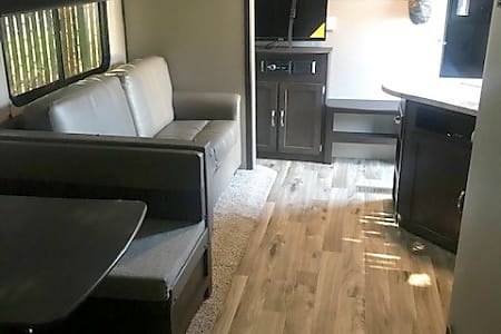 Travel trailer