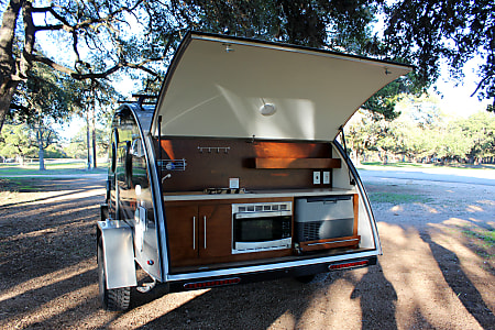 Travel trailer