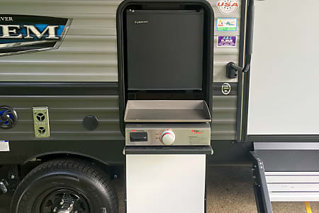 Travel trailer