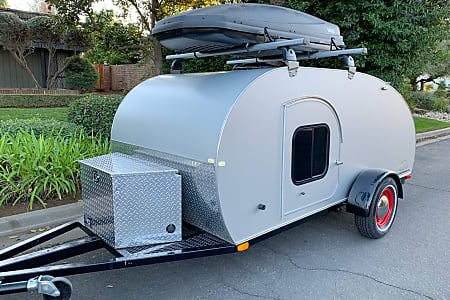 Folding trailer