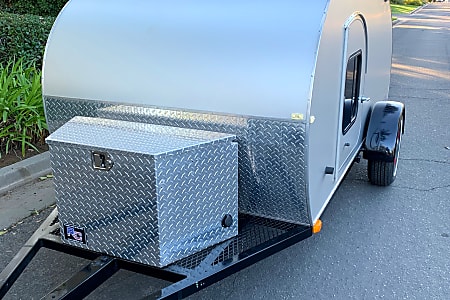 Folding trailer