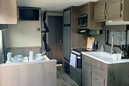 Travel trailer