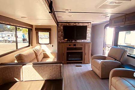 Travel trailer