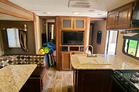 Travel trailer