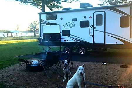 Travel trailer