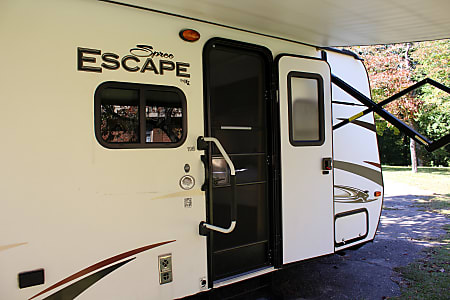 Travel trailer