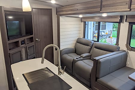 Travel trailer