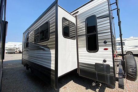 Travel trailer