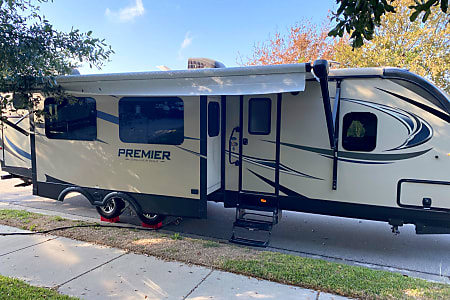 Travel trailer