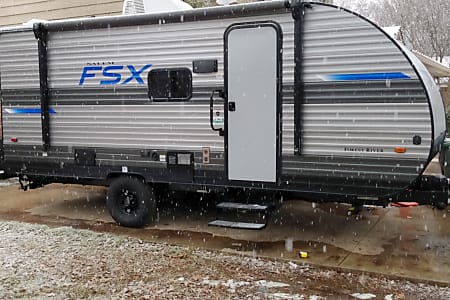 Travel trailer