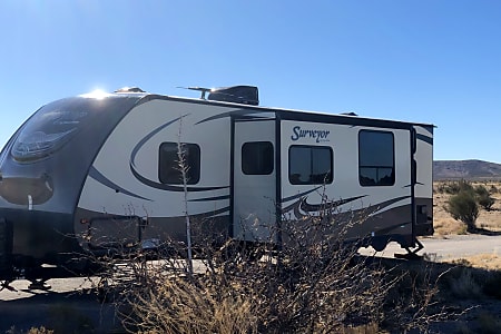 Travel trailer