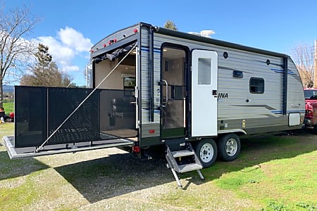 Travel trailer