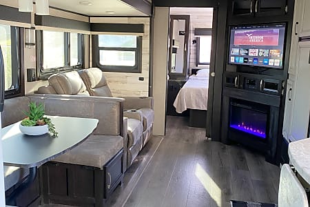 Travel trailer