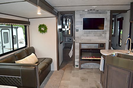 Travel trailer