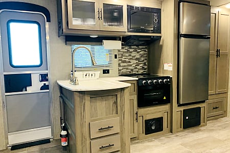 Travel trailer