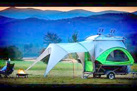 Folding trailer