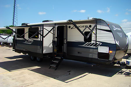 Travel trailer