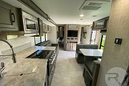 Travel trailer