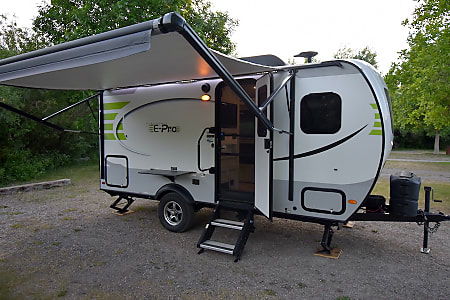 Travel trailer