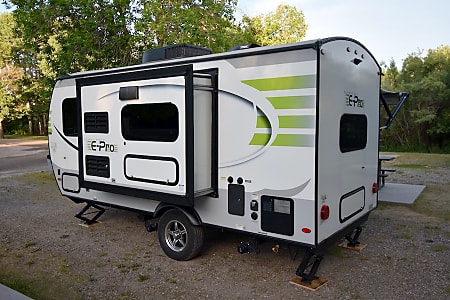 Travel trailer