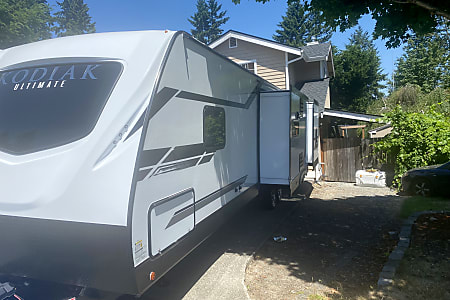 Travel trailer