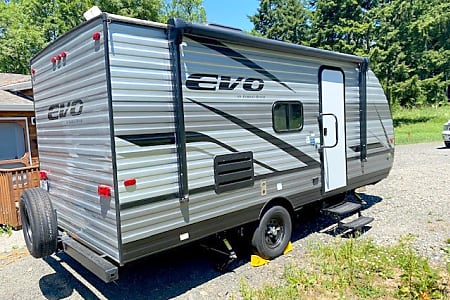 Travel trailer