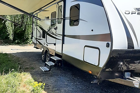 Travel trailer