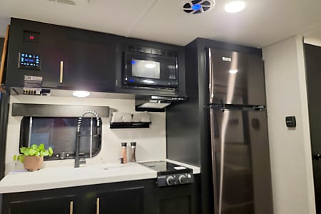 Travel trailer