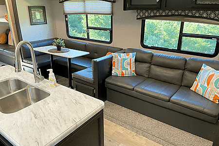 Travel trailer