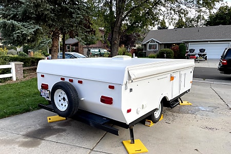 Folding trailer