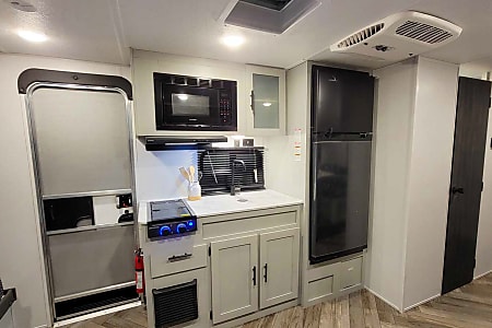 Travel trailer