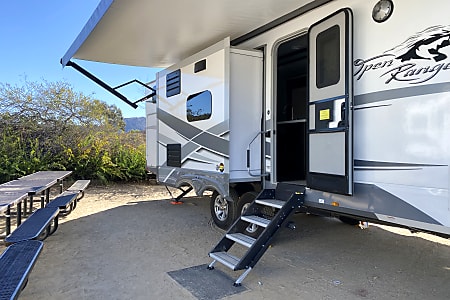 Travel trailer