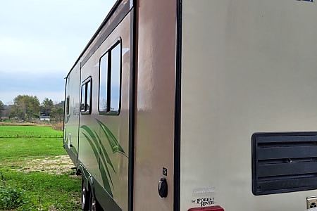 Travel trailer