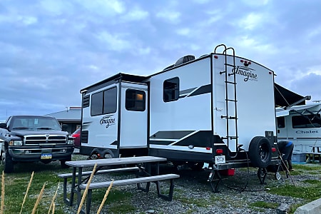 Travel trailer