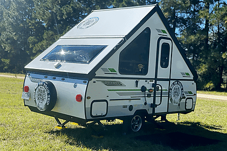 Folding trailer