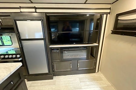 Travel trailer