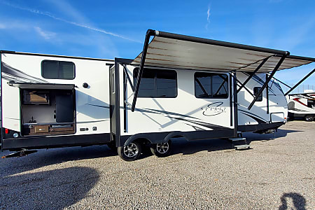 Travel trailer