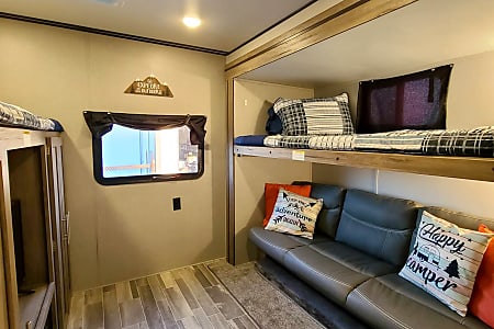 Travel trailer