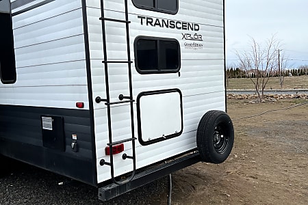 Travel trailer